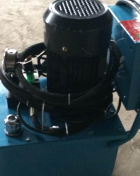 鉚接機脫模困難怎么辦？鉚接點容易撕裂怎么辦？